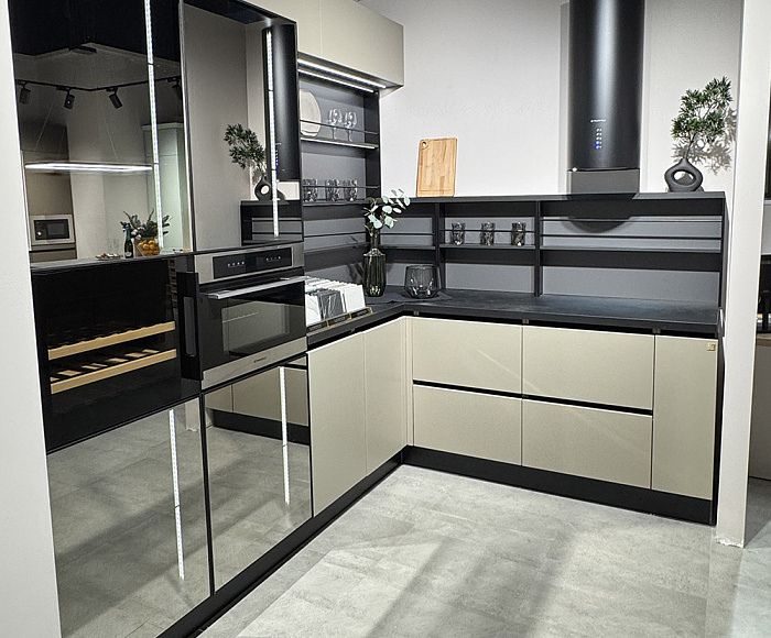 г. Санкт-Петербург, Светлановский проспект, д.12, к.1